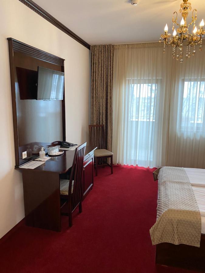 Hotel Onix 罗曼 外观 照片